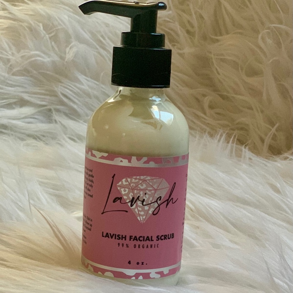 Lavish Facial Scrub